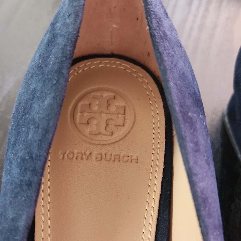 Tory Burch Navy Blue Suede Flats with Gold Logo - Picture 9 of 12